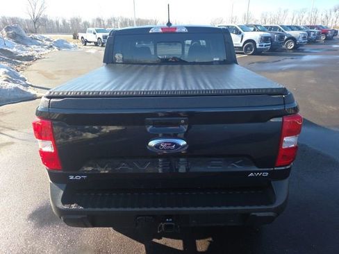 Used 2023 Ford Maverick Lariat w/ Lariat Luxury Package image 12