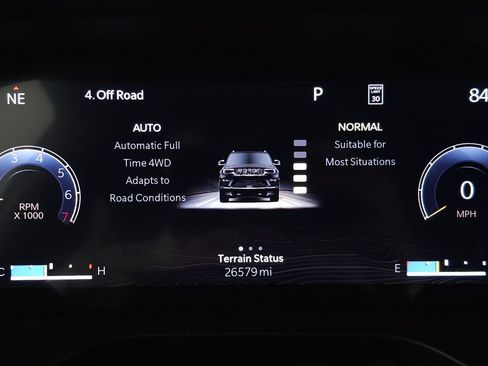 Used 2023 Jeep Grand Cherokee Overland w/ Luxury Tech Group IV AWD/4WD image 22