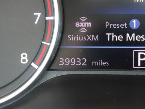 Used 2025 Nissan Sentra SV FWD image 27