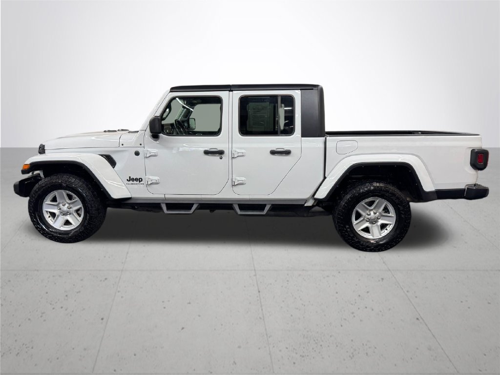 Used 2022 Jeep Gladiator Sport AWD/4WD image 3