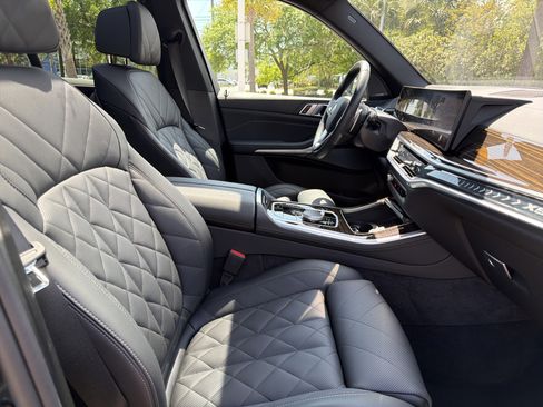 Used 2026 BMW X5 sDrive40i image 33