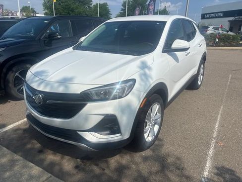 Used 2023 Buick Encore GX Preferred w/ Cold Weather Comfort Package FWD image 1