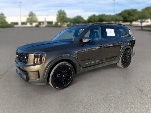 Certified 2024 Kia Telluride SX Prestige X-Line image 3