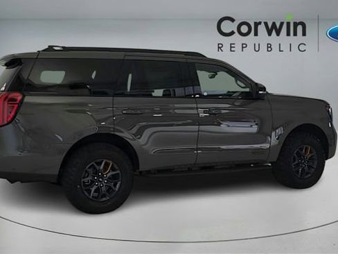 New 2025 Ford Expedition Tremor image 8