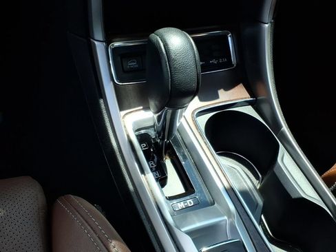 Used 2019 Subaru Ascent Touring w/ Popular Package #2A AWD/4WD image 17
