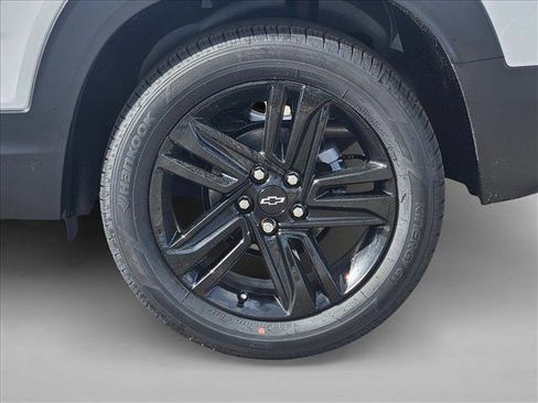 New 2026 Chevrolet TrailBlazer LT w/ Convenience Package FWD image 10