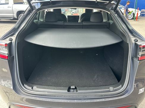 Used 2023 Tesla Model Y Long Range AWD/4WD image 20