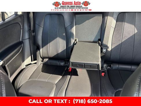 Used 2021 Mercedes-Benz GLB 250 4MATIC w/ Premium Package image 50