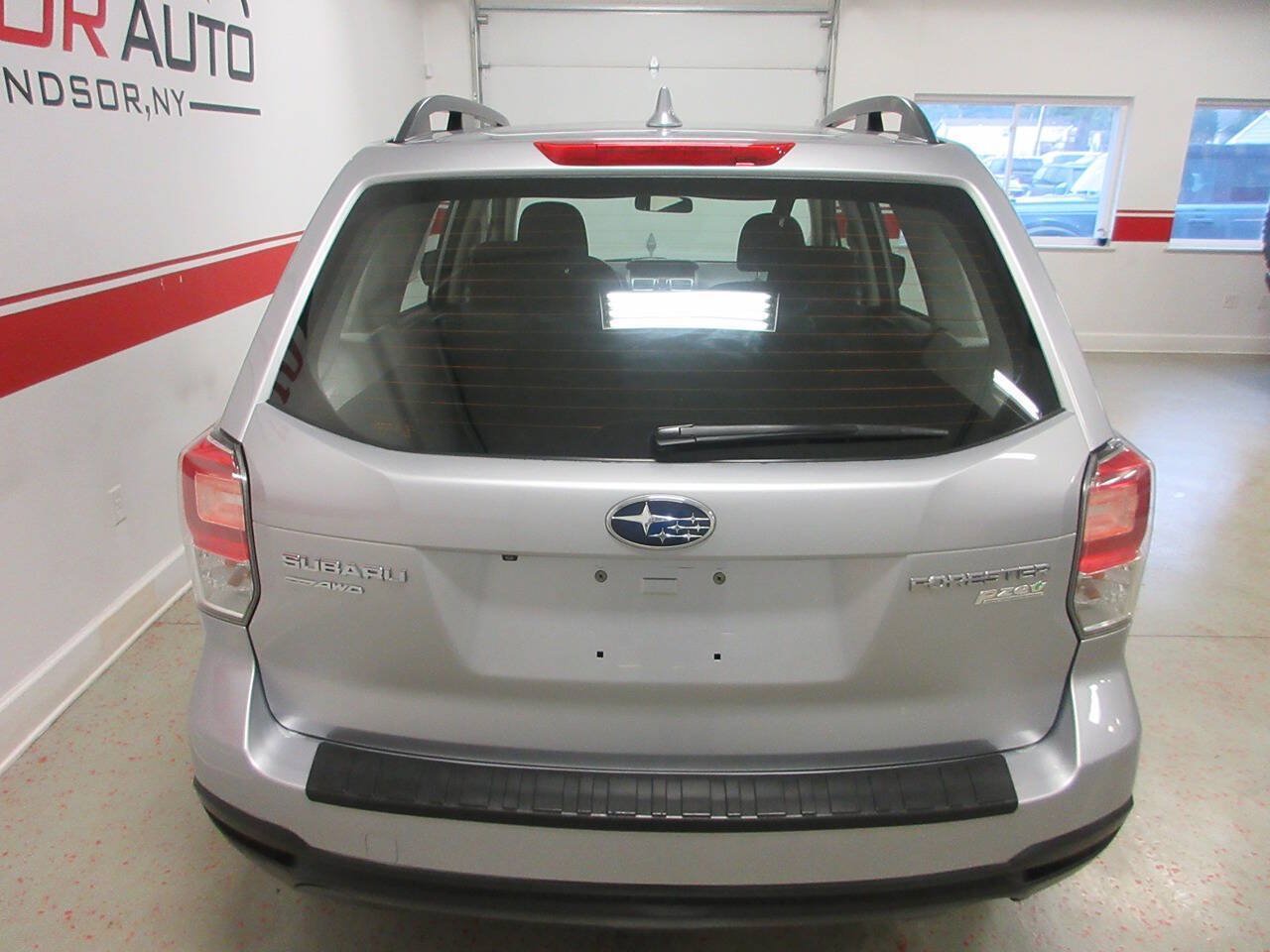 Used 2017 Subaru Forester 2.5i w/ Alloy Wheel Package AWD/4WD image 13