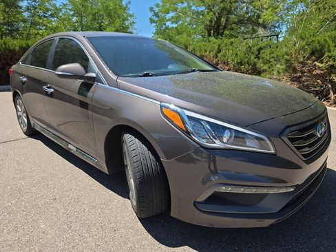 Used 2017 Hyundai Sonata Limited w/ Tech Package 03 FWD image 19