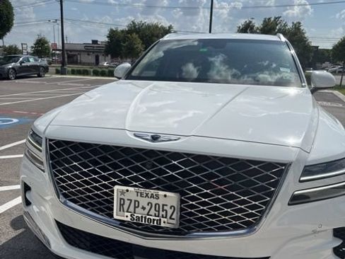 Used 2022 Genesis GV80 2.5T w/ Prestige Package 04 AWD/4WD image 2