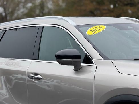 Used 2023 INFINITI QX60 Luxe w/ Cargo Package image 8