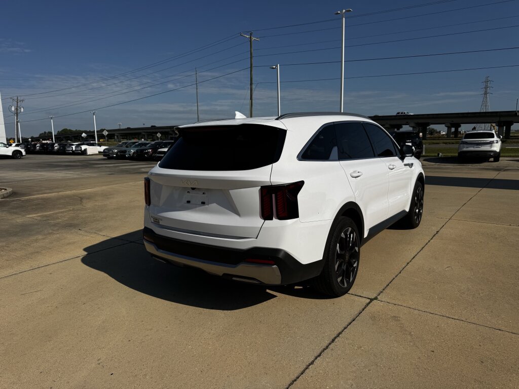 Certified 2026 Kia Sorento SX FWD image 20