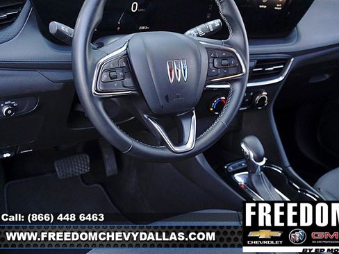 Certified 2025 Buick Encore GX Preferred FWD image 20