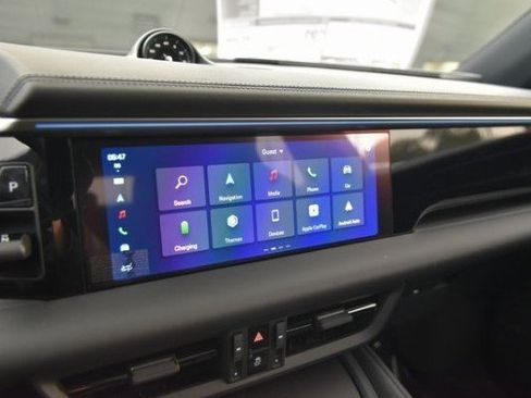 Certified 2025 Porsche Macan 4S Electric image 29