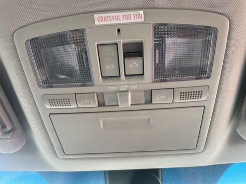 Used 2010 MAZDA CX-9 Grand Touring w/ Moonroof & Bose Audio Pkg image 23