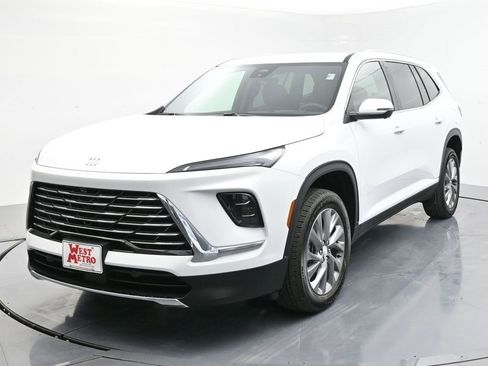 New 2026 Buick Enclave Preferred w/ Power Package image 2