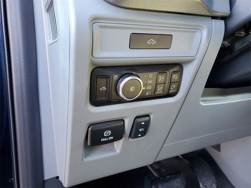 New 2026 Ford F150 Lariat w/ Equipment Group 502A High image 13