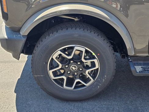 New 2026 Ford Bronco Outer Banks AWD/4WD image 10