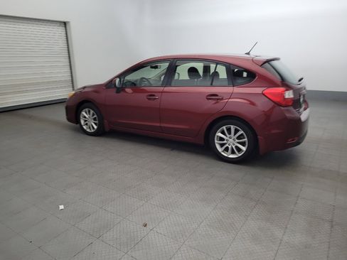 Used 2013 Subaru Impreza 2.0i Premium w/ All-Weather Pkg image 3