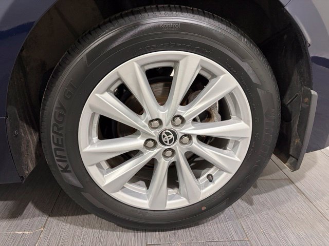 Used 2024 Toyota Corolla LE w/ LE Convenience Package FWD image 23