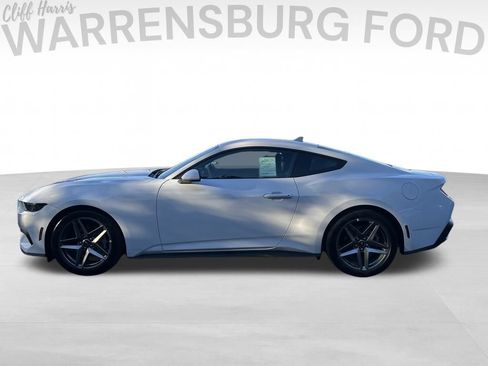 New 2025 Ford Mustang Coupe image 4