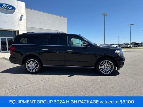 Used 2024 Ford Expedition Max Limited AWD/4WD image 2