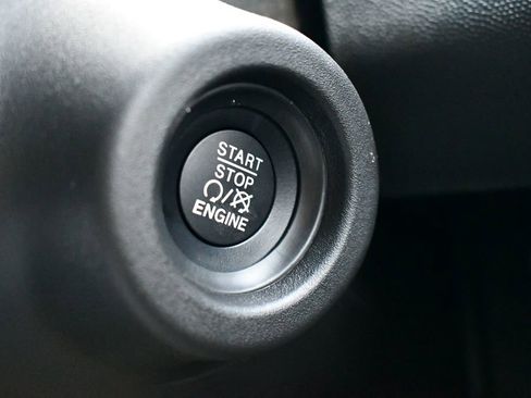 New 2026 RAM ProMaster 1500 w/ Quick Order Package 22G SLT image 15