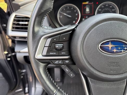 Used 2022 Subaru Forester Premium AWD/4WD image 16