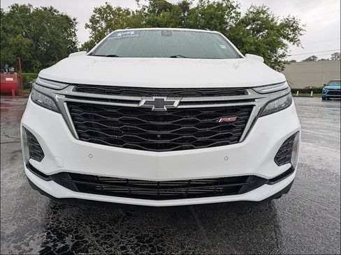 Used 2022 Chevrolet Equinox RS w/ Infotainment Package FWD image 8