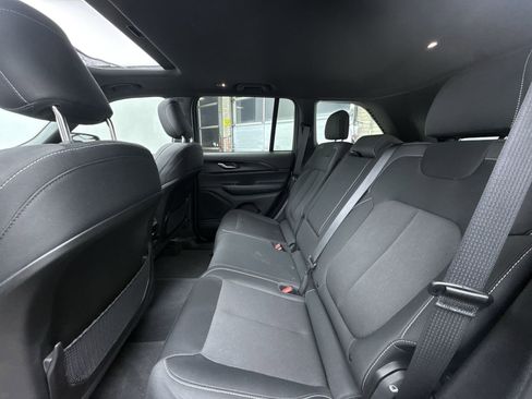 Used 2024 Jeep Grand Cherokee Laredo X w/ Trailer Tow Package image 31