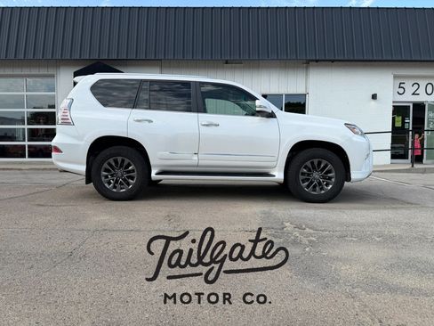 Used 2017 Lexus GX 460 Premium AWD/4WD image 1