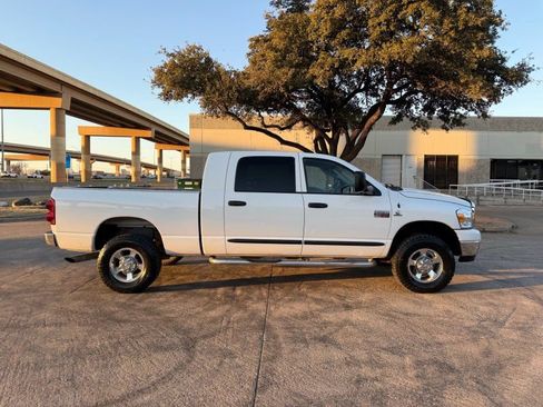 Used 2008 Dodge Ram 2500 Truck SXT image 4