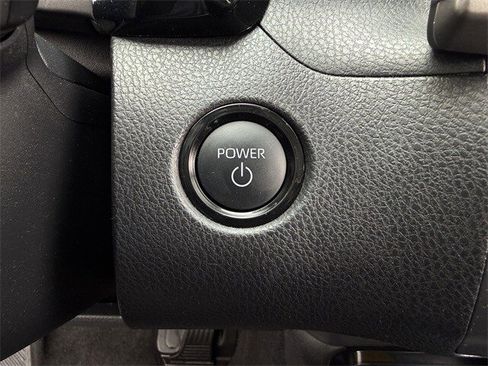 Used 2025 Toyota Camry LE image 24