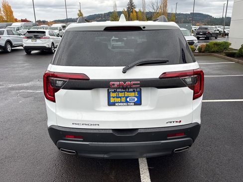 Used 2023 GMC Acadia AT4 image 6