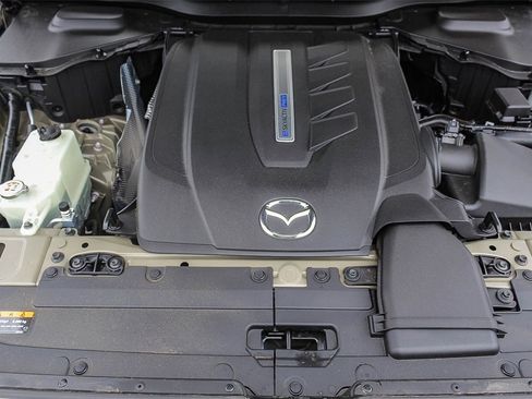 New 2025 MAZDA CX-70 Plug-In Hybrid w/ Premium Pkg image 12