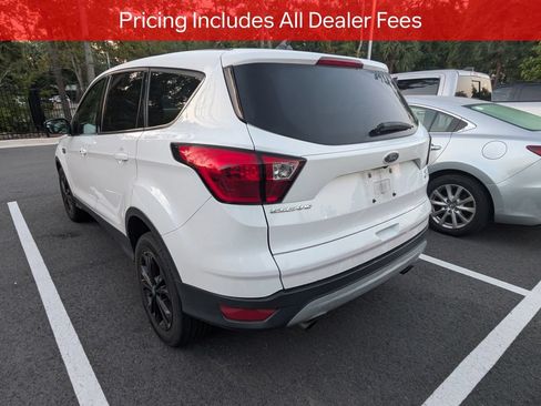 Used 2019 Ford Escape SE FWD image 4