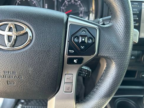 Used 2021 Toyota 4Runner SR5 Premium w/ Moonroof Package AWD/4WD image 12