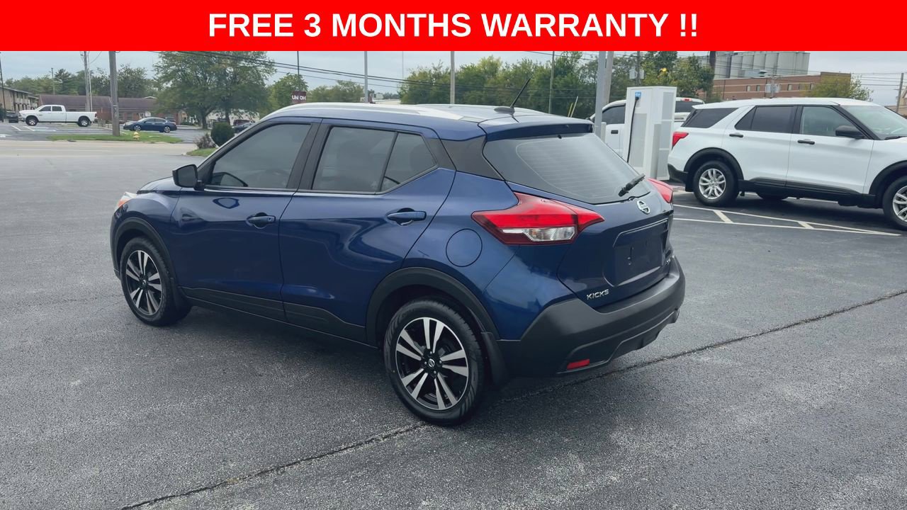 Used 2018 Nissan Kicks SV FWD image 6