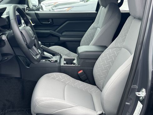 New 2025 Toyota Tacoma SR5 AWD/4WD image 7