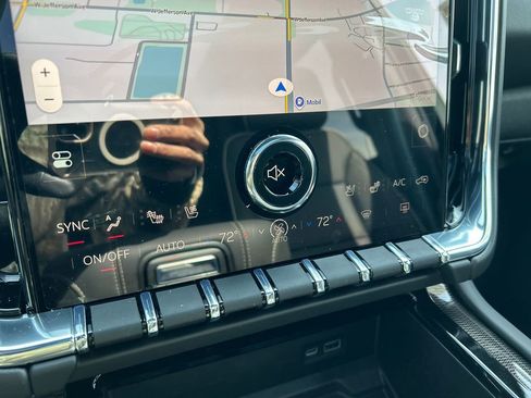 New 2026 GMC Yukon Elevation w/ Elevation Premium Package image 28