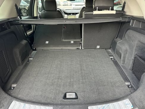 Used 2020 Land Rover Discovery Sport SE R-Dynamic image 33