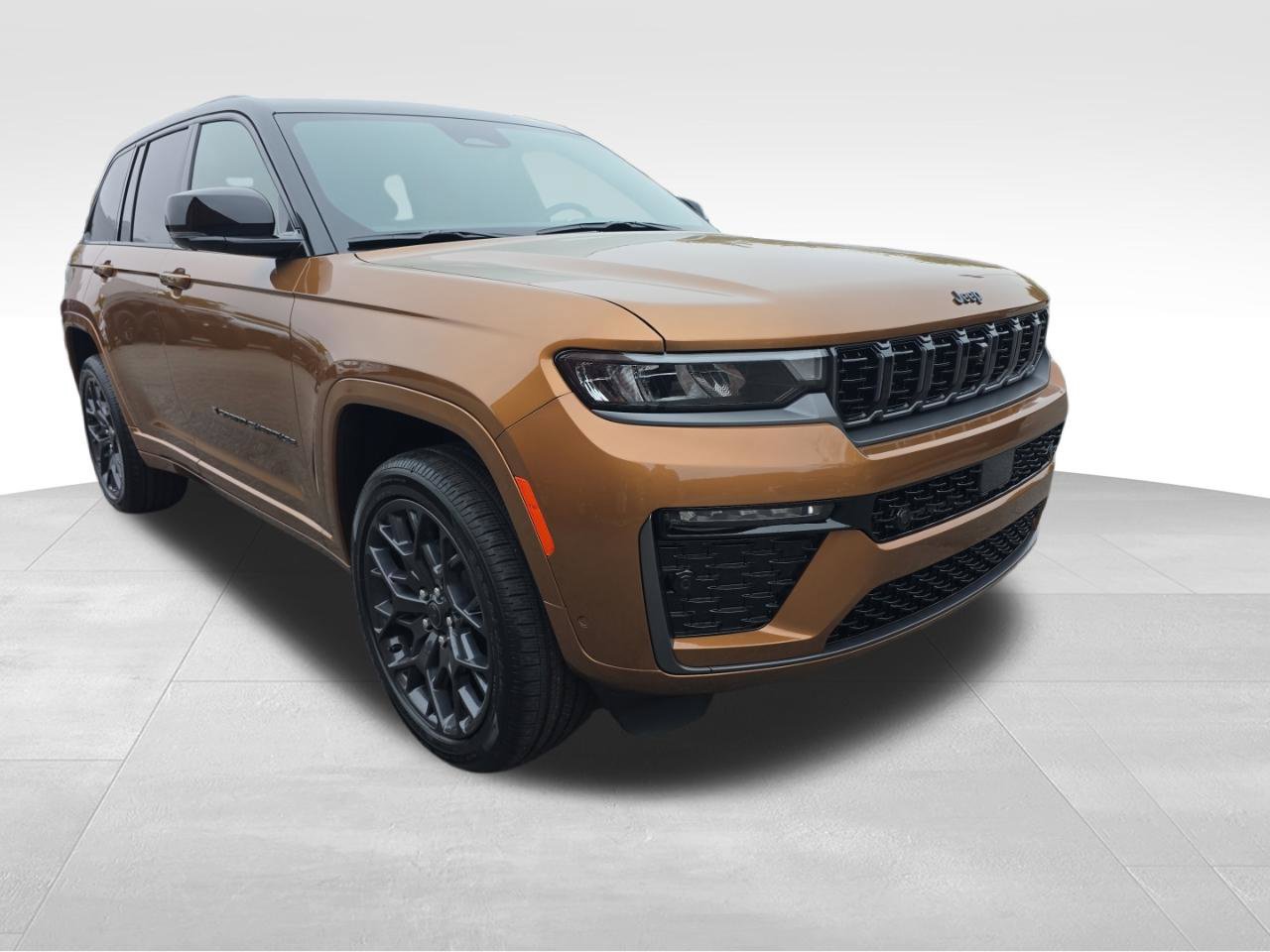New 2027 Jeep Grand Cherokee Summit w/ Adv Protech Group IV AWD/4WD image 2