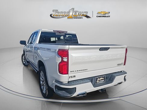 Used 2020 Chevrolet Silverado 1500 High Country w/ Technology Package image 14