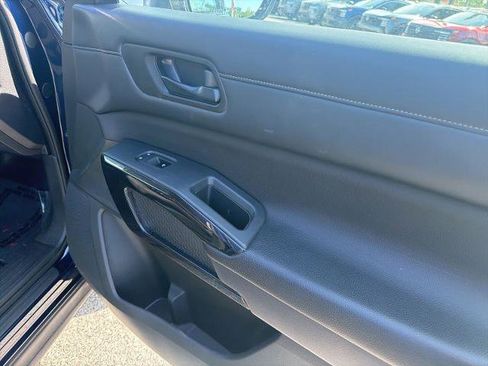 Certified 2024 Nissan Pathfinder SV FWD image 6
