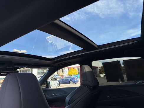 Used 2024 Lexus RX 500h F Sport w/ Convenience Package image 9