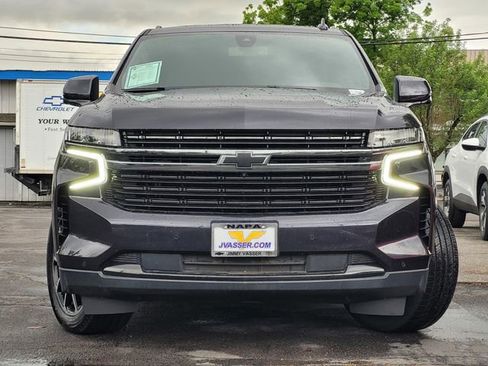 Used 2022 Chevrolet Tahoe RST w/ Sport Performance Package image 3