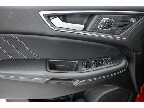 Used 2022 Ford Edge ST w/ Equipment Group 401A AWD/4WD image 10