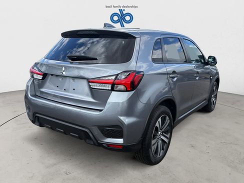 Used 2025 Mitsubishi Outlander Sport AWD image 5