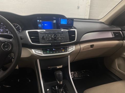 Used 2015 Honda Accord LX image 20